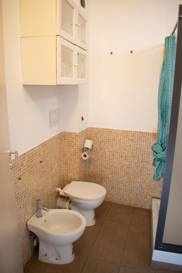Abbey Hostel Генуа Екстериор снимка