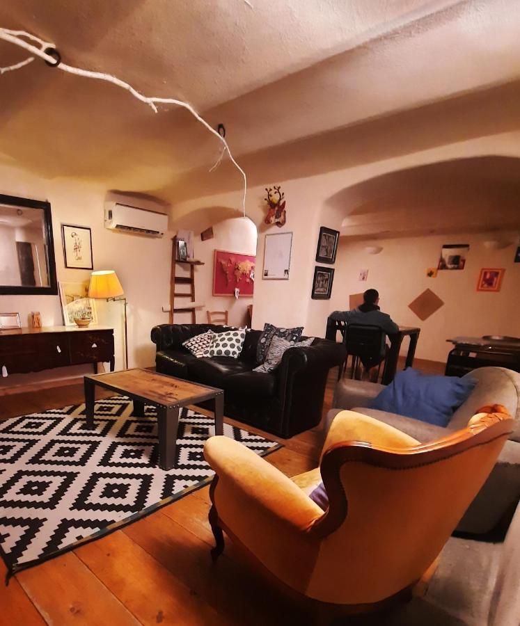 Abbey Hostel Генуа Екстериор снимка