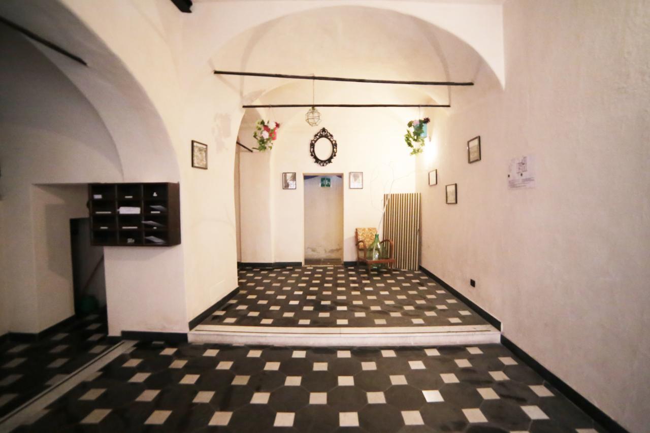 Abbey Hostel Генуа Екстериор снимка
